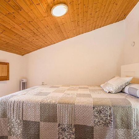 Awesome Home In Riells I Viabrea With Wifi Breda Bagian luar foto