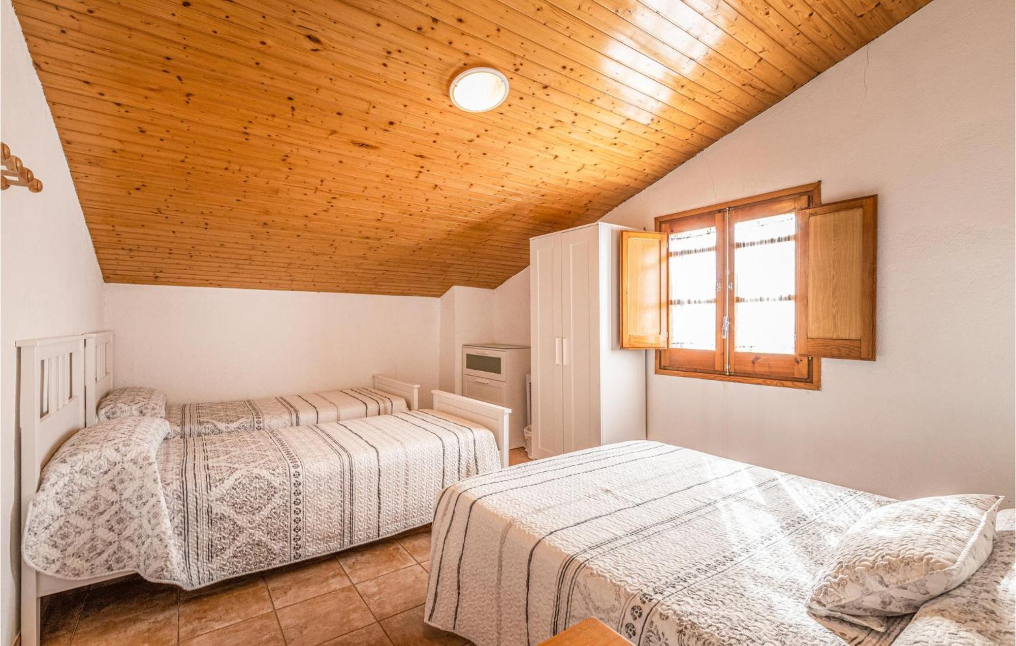 Awesome Home In Riells I Viabrea With Wifi Breda Bagian luar foto